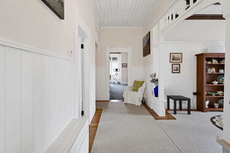 20 Pembroke Road West Stratford_5