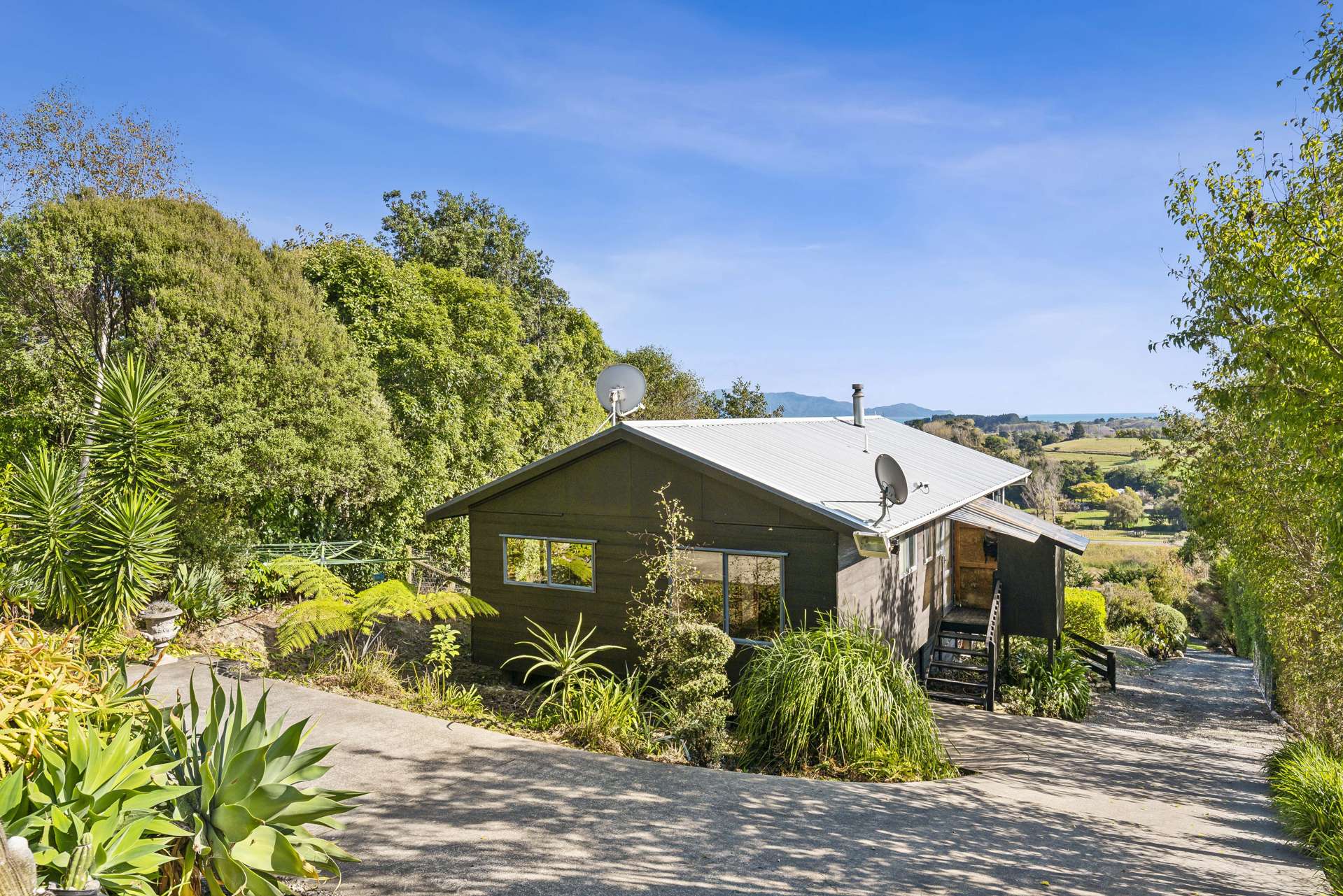 240 Huia Street Waikanae Kapiti Coast Rural Property For Sale