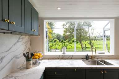 748 One Tree Point Road_2