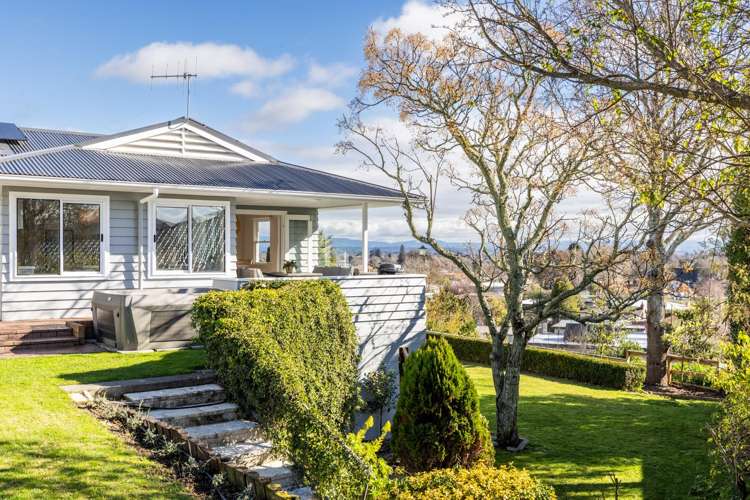 21 Busby Hill Havelock North_1