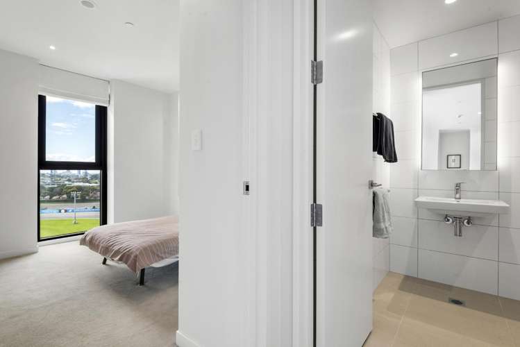 710/223A Green Lane West Epsom_22