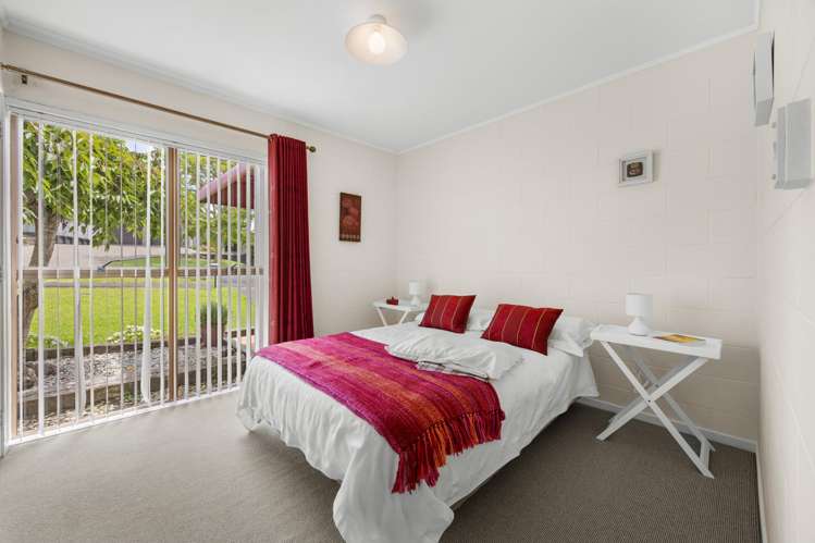 17 Davita Place Farm Cove_11