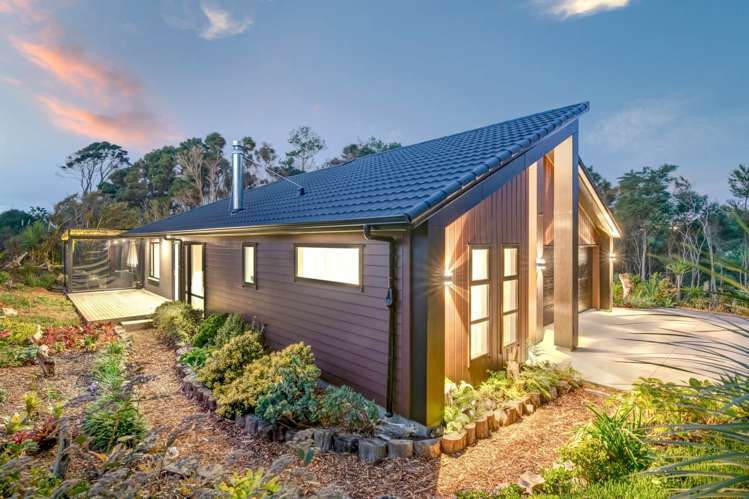 49 Scott Road Stanmore Bay_4