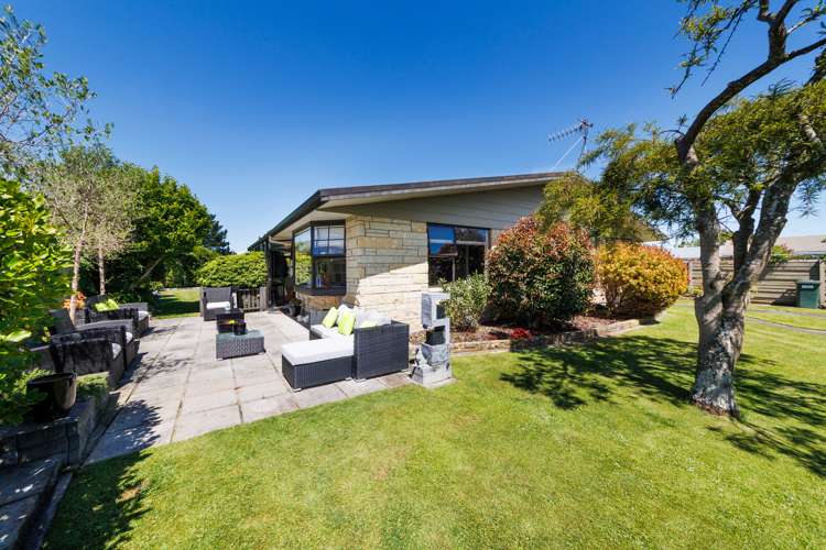 8 Willowbank Crescent_0