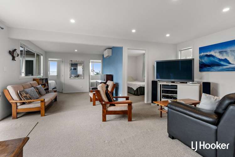 64 Beach Road Waihi Beach_7