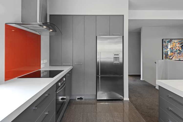 297 Eastern Terrace Sydenham_8