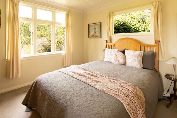 54 Earls Road Saint Clair_13