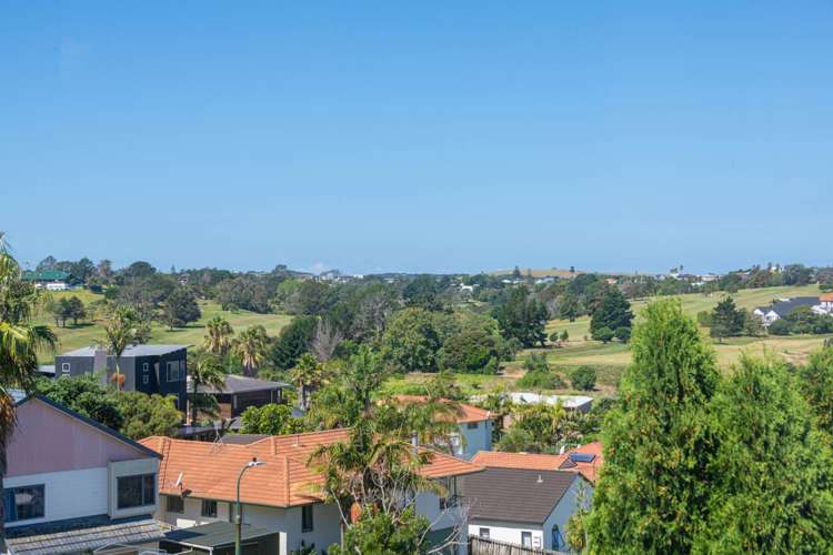 25 Admiralty Rise Gulf Harbour_23