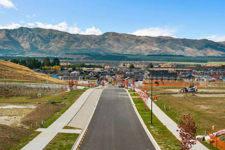 32 Stonehenge Road Wanaka_7