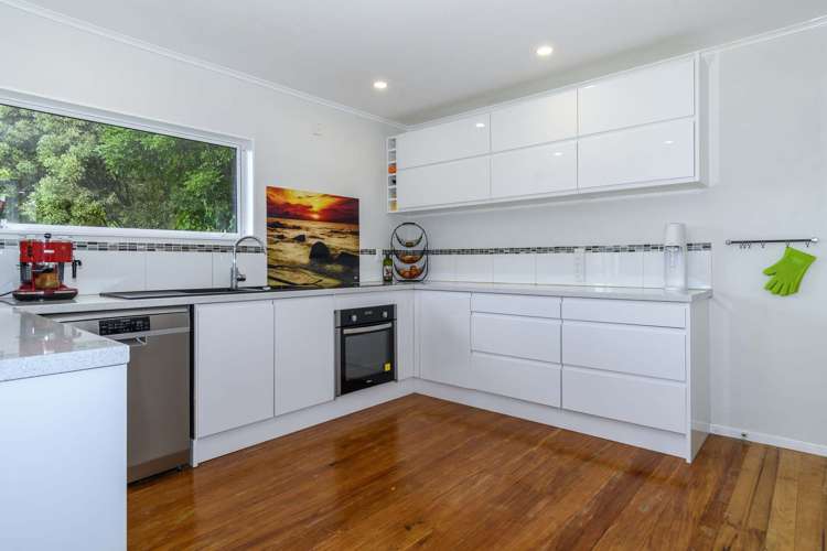 18 Bellevue Road Brookfield_15