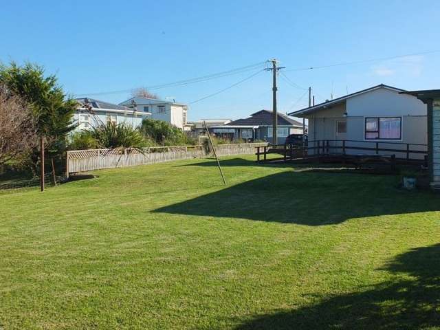 9 Huia Street Foxton Beach_1