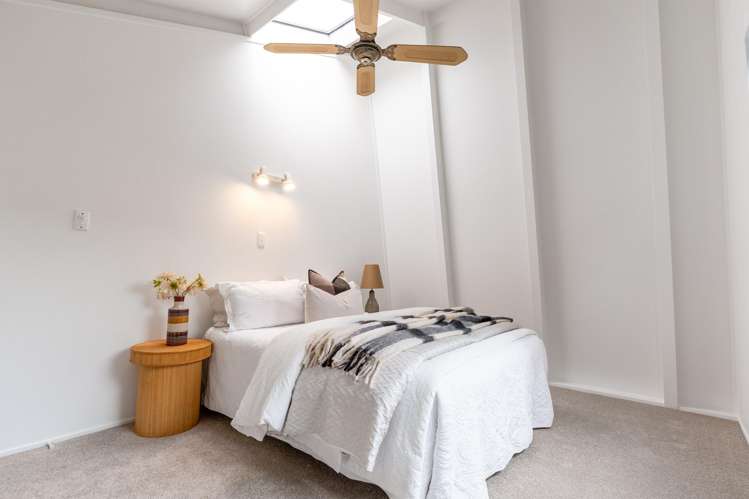 2/24 Wisteria Way Mairangi Bay_12