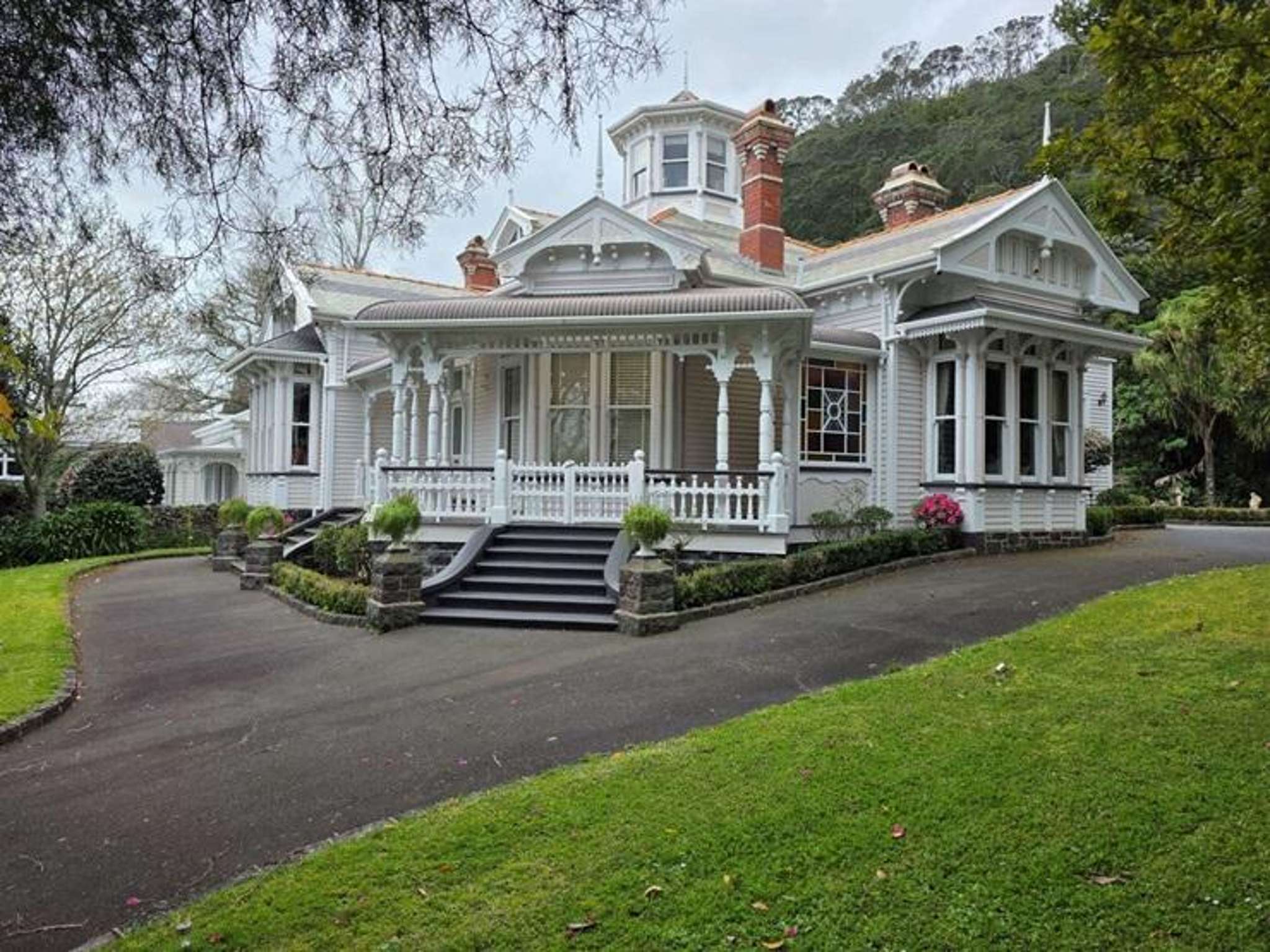 Mortgagee auction of landmark Auckland mansion less than two years after $4.55m sale