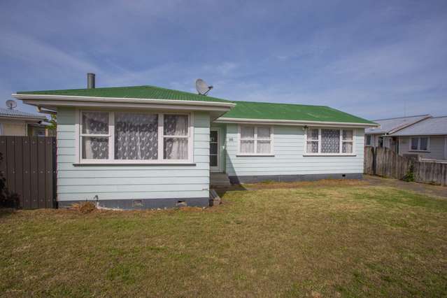 101 Huxley Road Outer Kaiti_1