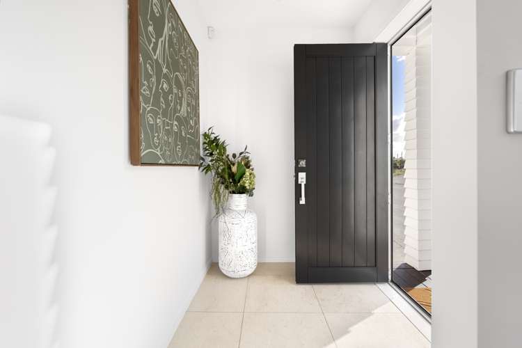 136 Voyager Drive Gulf Harbour_19