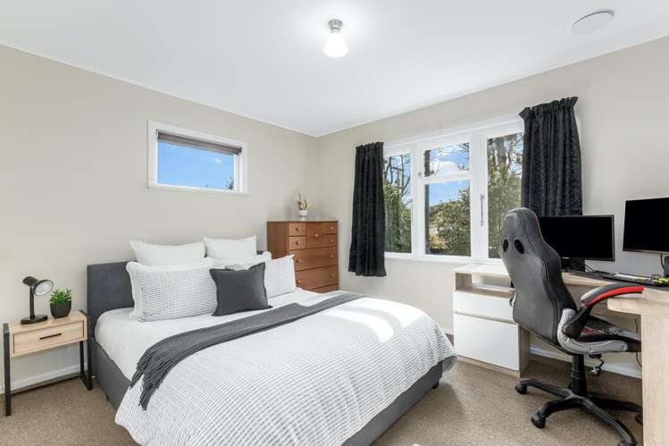 4 Lowry Crescent Stokes Valley_13