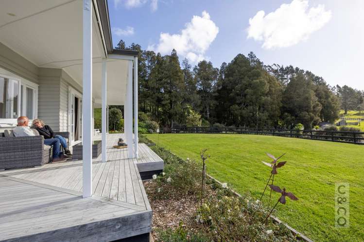 93 Alf Access Road Helensville_12