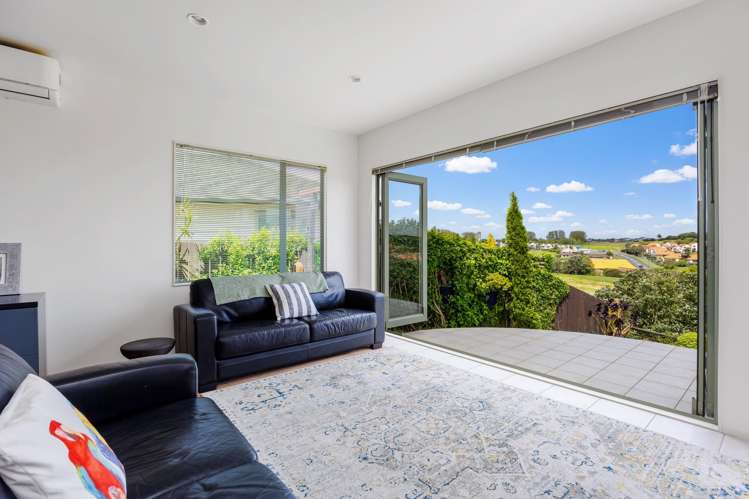 280 Alec Craig Way Gulf Harbour_8