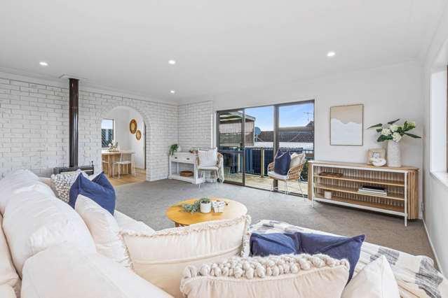 2 Bay Vista Drive Red Beach_3