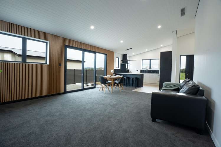 17 Meadowbank Drive Milton_7