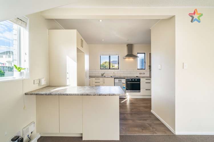 1/25 Tennyson Street Te Aro_4