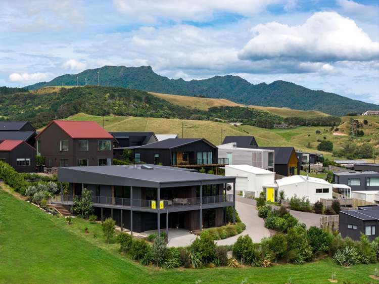 21 Maataitai Road Raglan_37