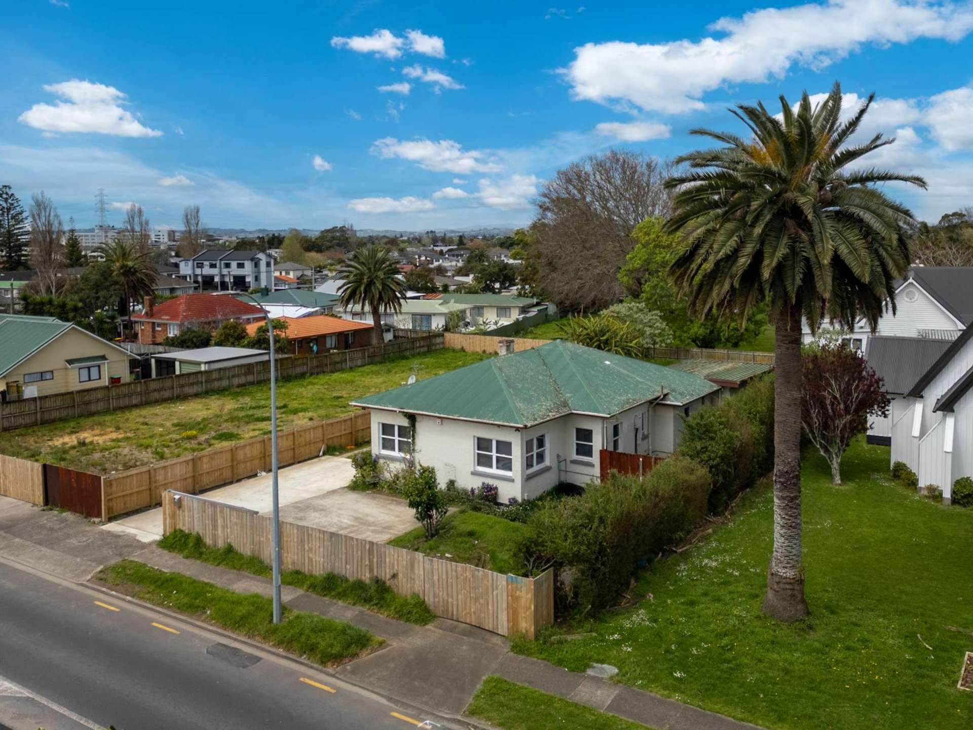 332 Massey Road Mangere East_0