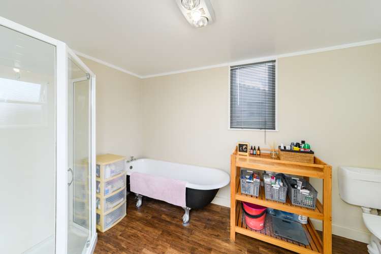 8 Toia Street Marton_24