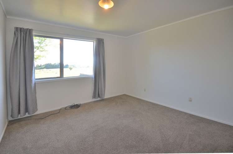 2 Peers Road Kaimai_10