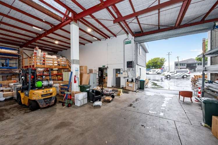 21 Fairfax Avenue Penrose_3