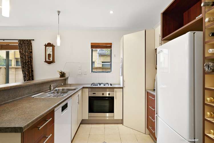 21 Futuna Close Karori_4