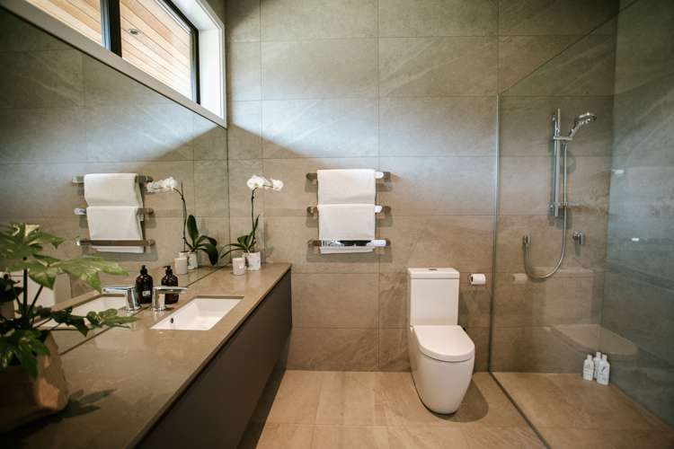 8 Nokomai Street Wanaka_12