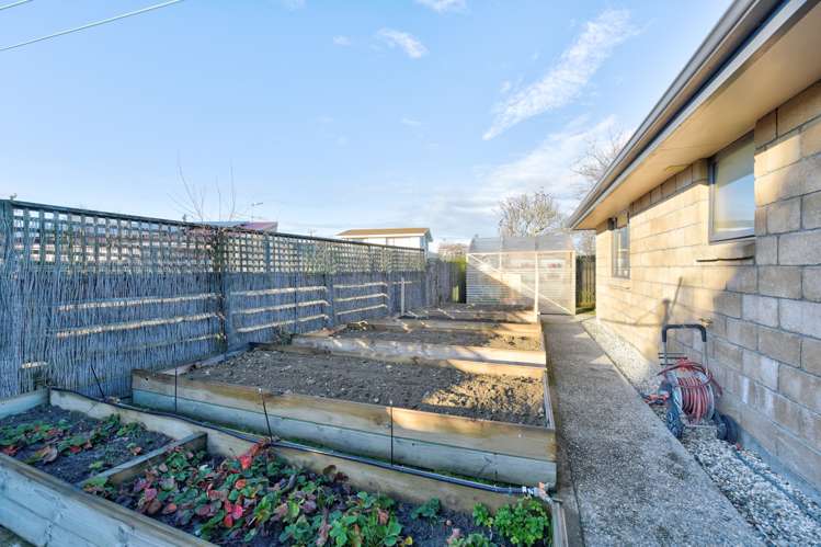 6 Robina Place Gore_23