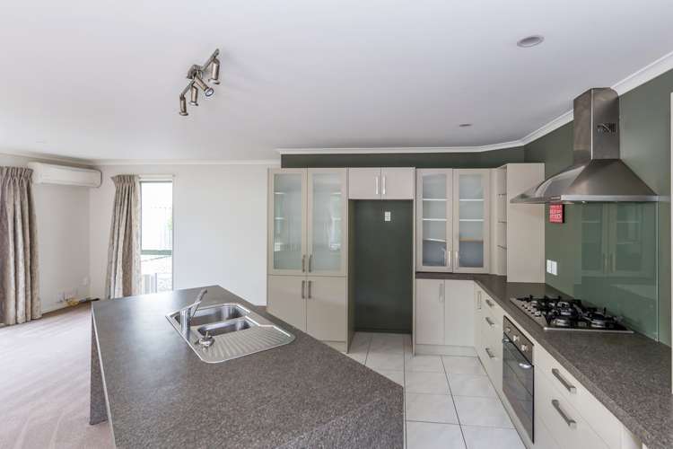 9 Red Checkers Place Wigram_11