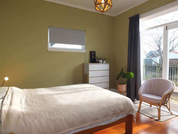 11 Kitchener Square Highfield_6