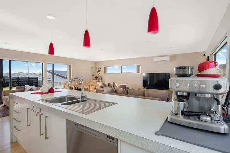 25 Ashwood Street Woodridge_2