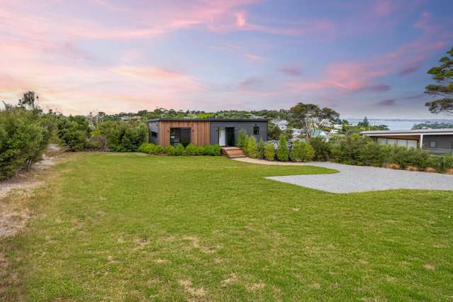 1117b Whangaparaoa Road Tindalls Beach_2