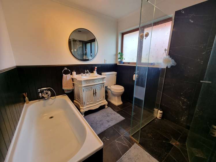 100 Huxley Street Pahiatua_5