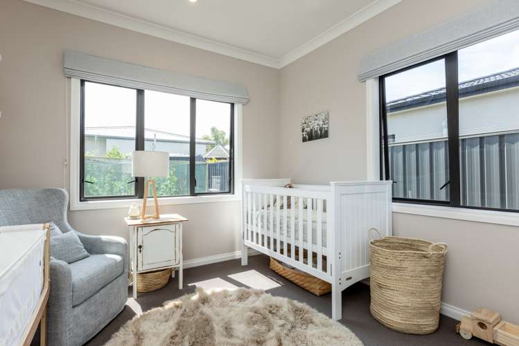 4 Portland Place Poraiti_16