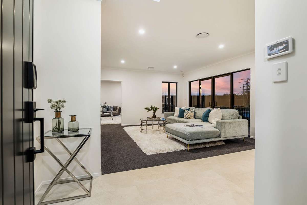 91 Parish Drive_3