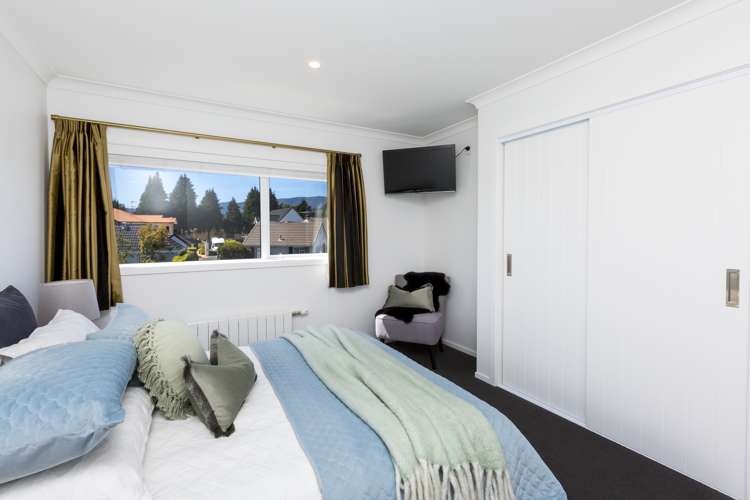 16 Comeskey Grove Elderslea_20