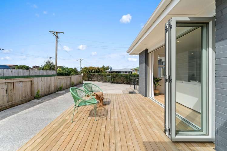 16 Wembury Grove Parkvale_11