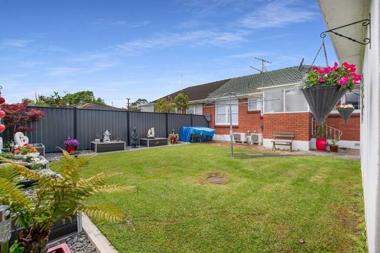 1/30 Dale Crescent Pakuranga_11