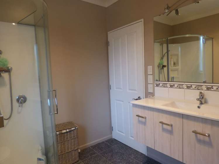 26 Charles Street Allenton_13