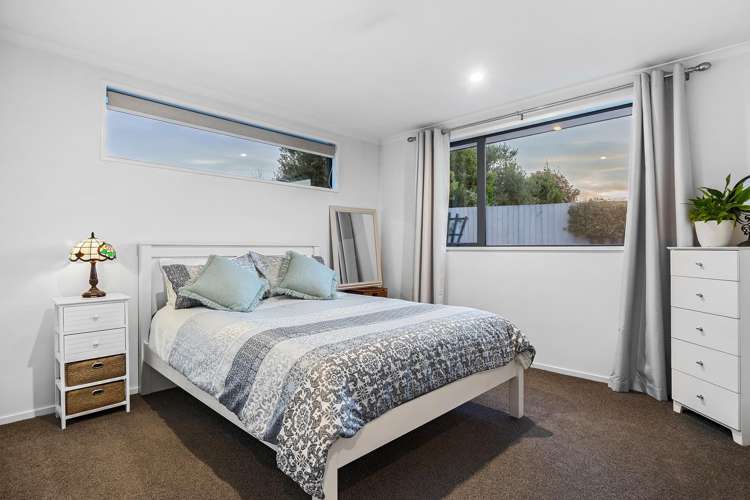 68B Travis Road Burwood_8