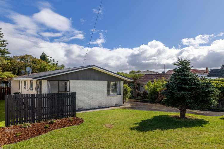 9 Burns Street Leamington_10