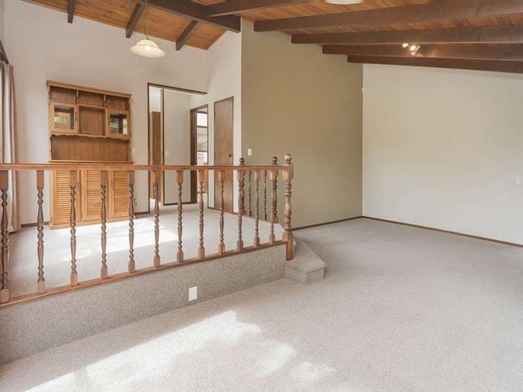 46 Farnham Drive Richmond_8