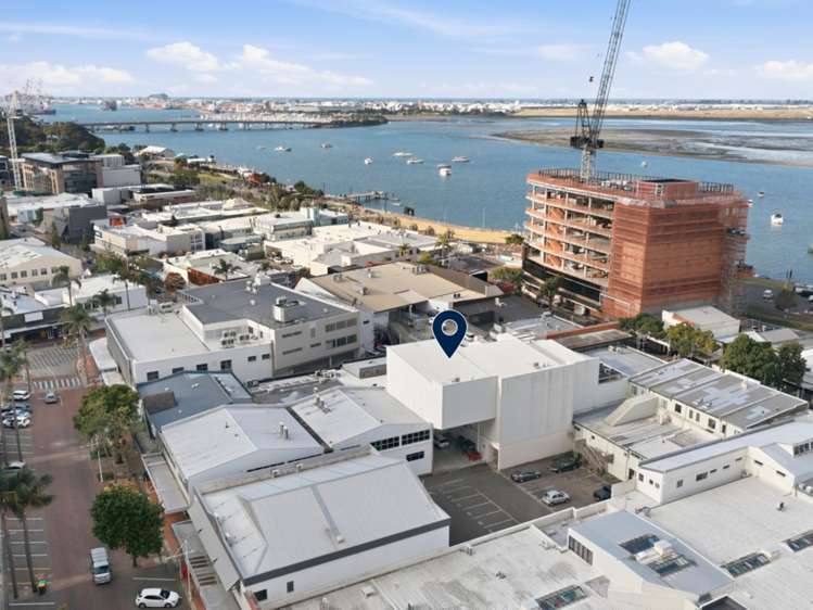 21 Devonport Road Tauranga Central_11