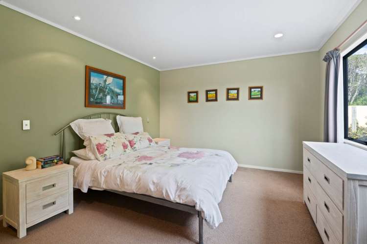 2 Godley Lane Lucas Heights_17