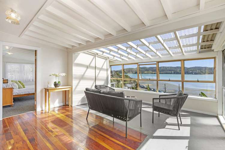 77 Wallis Street Raglan_11